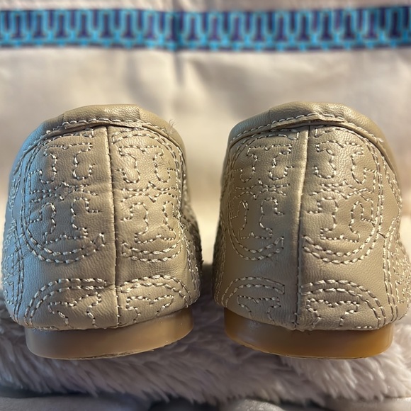 TORY BURCH Chelsea Stitched Logo Ballerina Flats - Picture 4 of 9